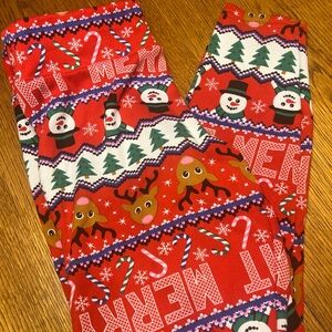 NO BOUNDARIES Christmas Leggings Trees Reindeer Candy Canes “Merry & Bright”